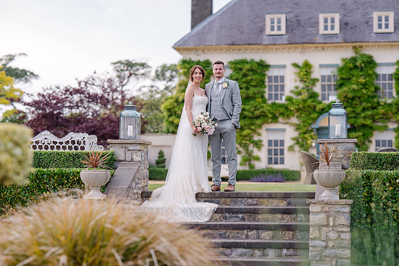 Gileston manor Photos and Videos