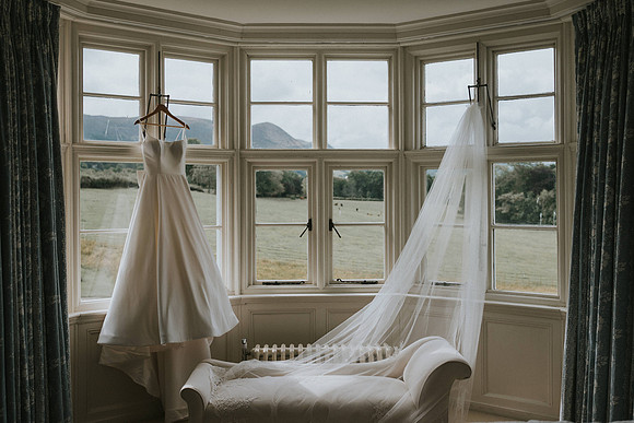 Plas Dinam Country House wedding