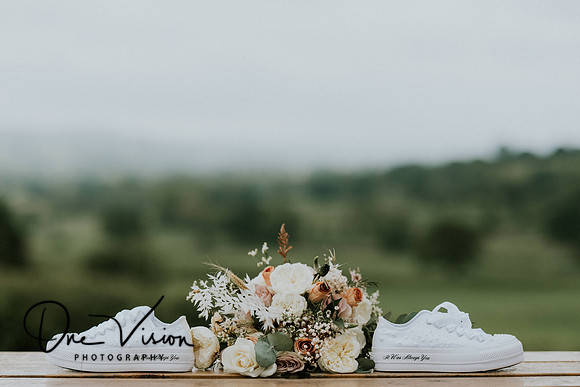 Green Grove Barns Wedding Photographer