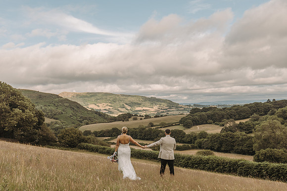 documentary wedding photographer Bridgend