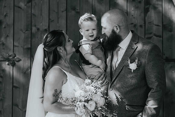 wedding photography Glyn Clydach Hotel