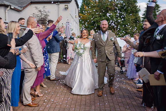 wedding photography Glyn Clydach Hotel