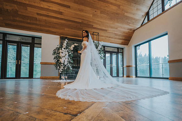 Canada Lake and Lodge wedding