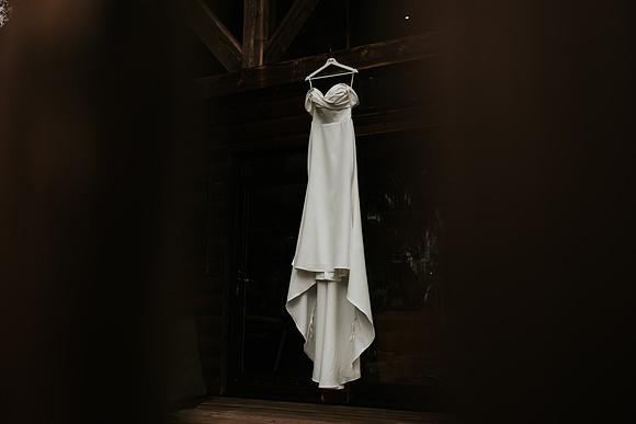 Canada Lake and Lodge wedding