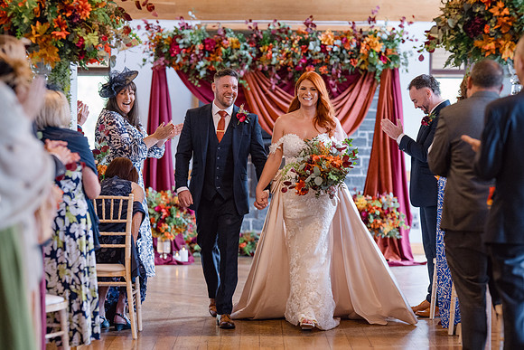 wedding photography Canada Lodge