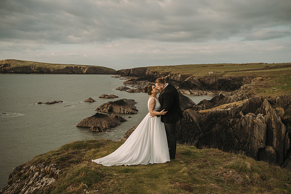 award winning wedding photographer south wales