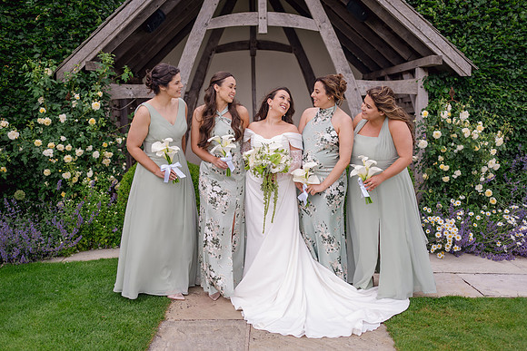 Kingscote Barn wedding photos