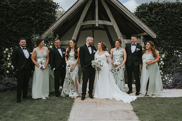 Kingscote Barn wedding photos