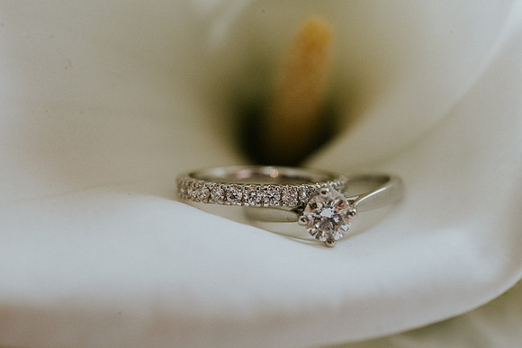 Kingscote Barn wedding photos