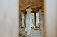 Kingscote Barn wedding photos