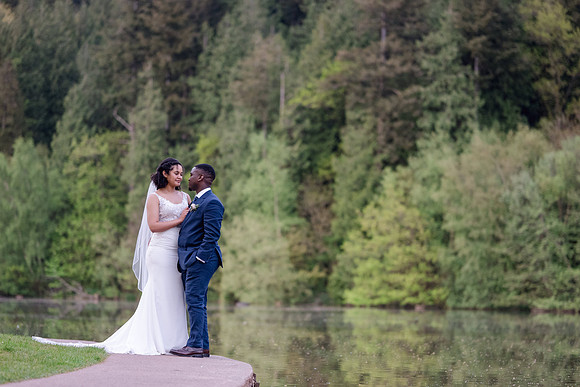 wedding photography Canada Lodge & Lake