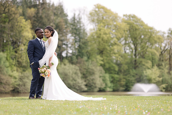 wedding photography Canada Lodge & Lake