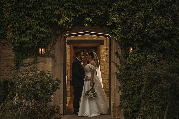 Cotswolds wedding photographer