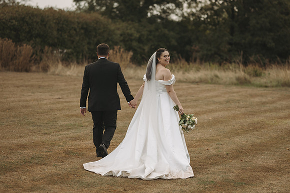 Cotswolds wedding photographer