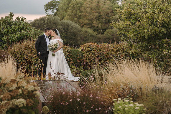 Cotswolds wedding photographer