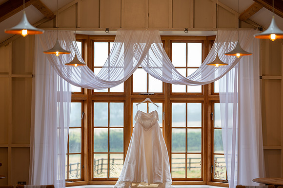Cotswolds wedding photographer