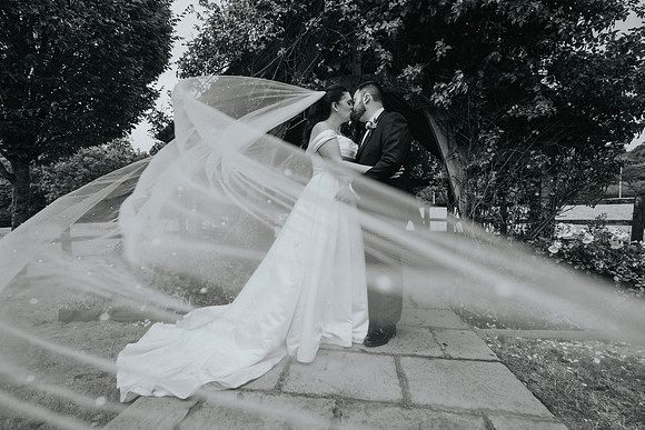 Cotswolds wedding photographer