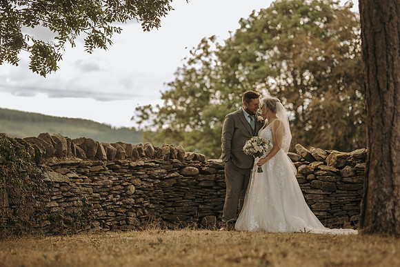 Ceri-Ann and Geraint Llechwen Hall wedding