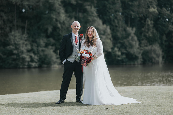 Canada Lodge and Lake wedding photographer