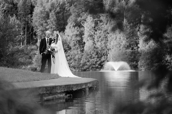 Canada Lodge and Lake wedding photographer