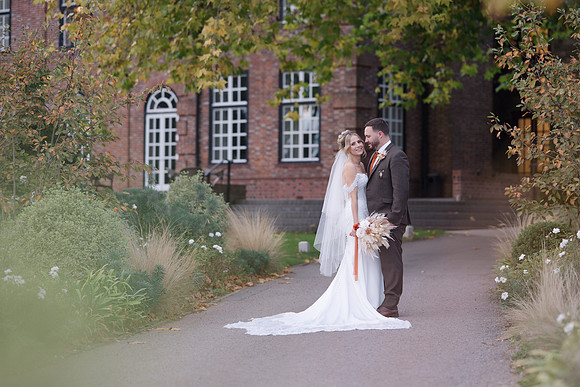 Sant Ffraed House wedding photographer