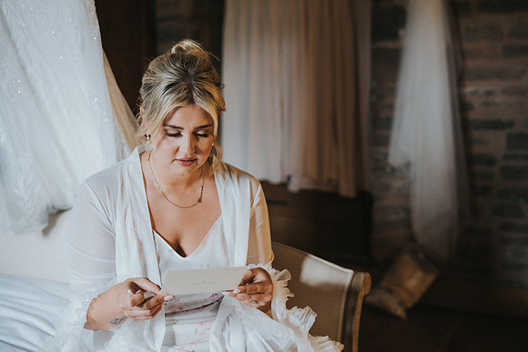 Sugar Loaf Barn wedding photography