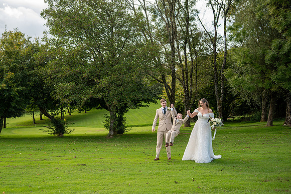 wedding photographer in Cardiff