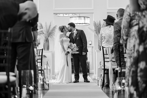 Sant Ffraed House wedding photographer