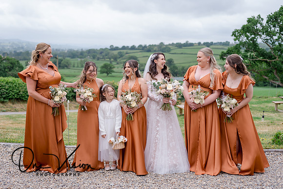 Green Grove Barns Wedding Photographer