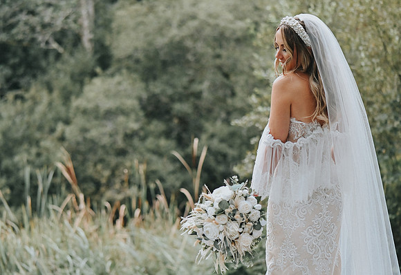 candid wedding guest photography South Wales