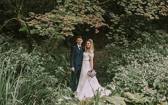 pro wedding photographer