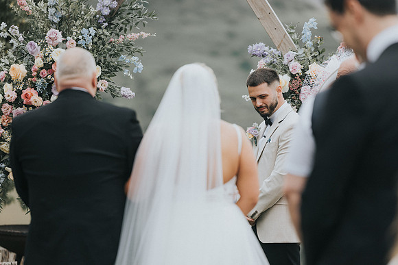 Sugar Loaf Barn wedding photography
