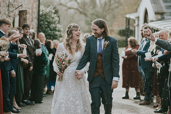 Naomi and Daniel's heartwarming first dance