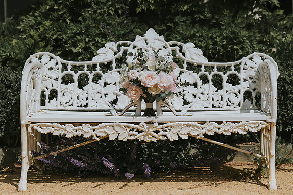 Gileston manor Photos and Videos