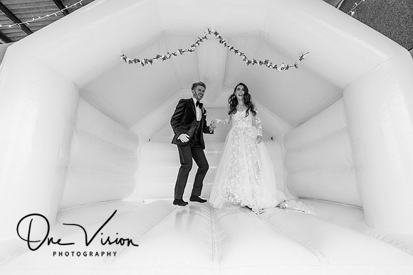 Green Grove Barns Wedding Photographer