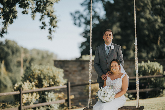canada lodge and lake wedding photographer