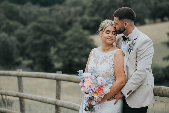 Sugar Loaf Barn wedding photography