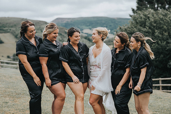 Sugar Loaf Barn wedding photography