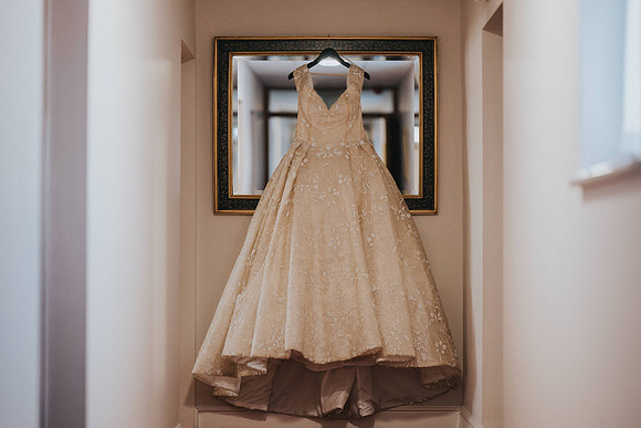 Wedding photo and video in south wales