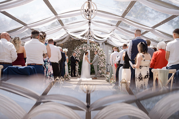 Gileston manor Photos and Videos