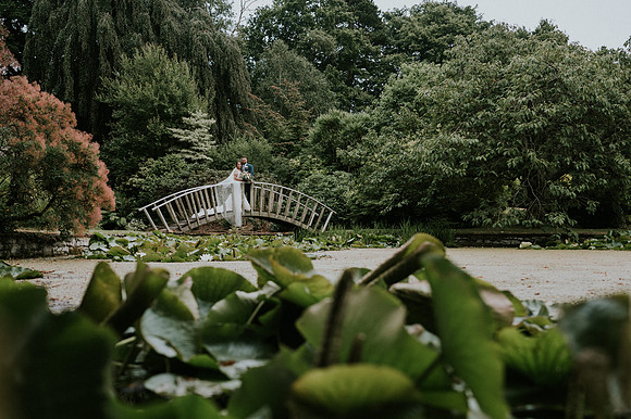 informal wedding photos