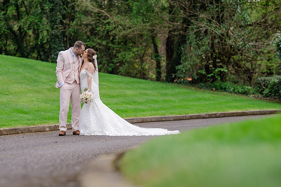 DeCourseys Manor Wedding Photographer