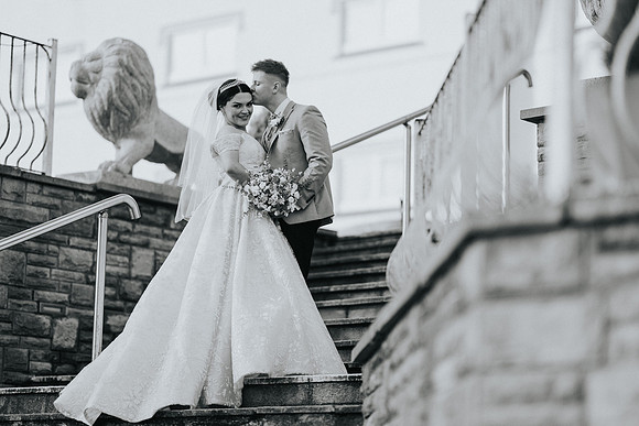 Wedding photo and video in south wales