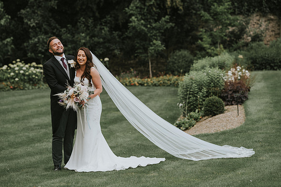 travel wedding photographer