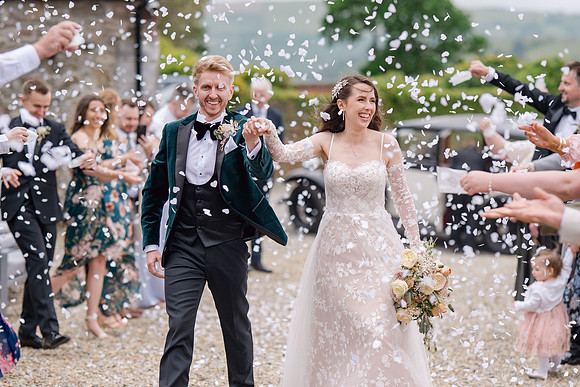 wedding photographer and videographer 