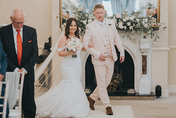 DeCourseys Manor Wedding Photographer